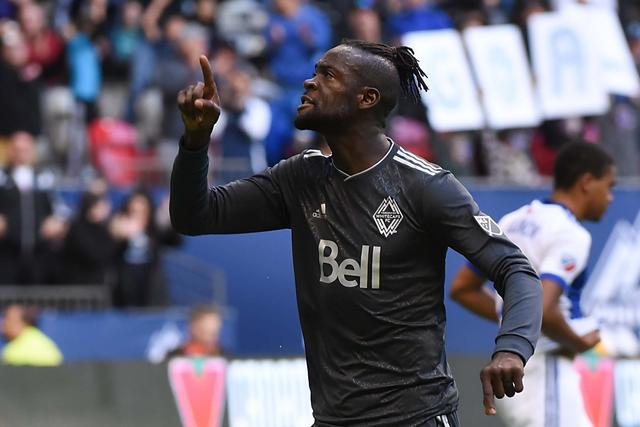 雷蒙:本想模仿詹姆斯霸王步 结果被晓川扑倒了